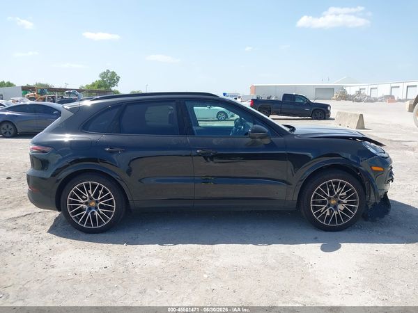 2022 PORSCHE CAYENNE PLATINUM EDITION