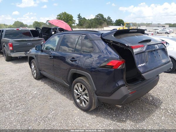 2025 TOYOTA RAV4 XLE PREMIUM