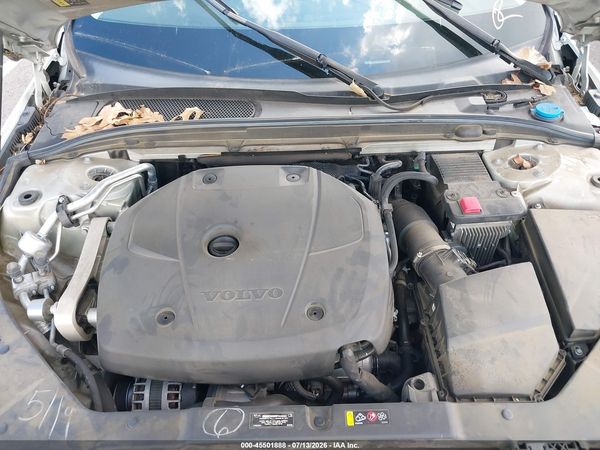 2021 VOLVO S60 T5 MOMENTUM