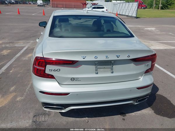 2021 VOLVO S60 T5 MOMENTUM