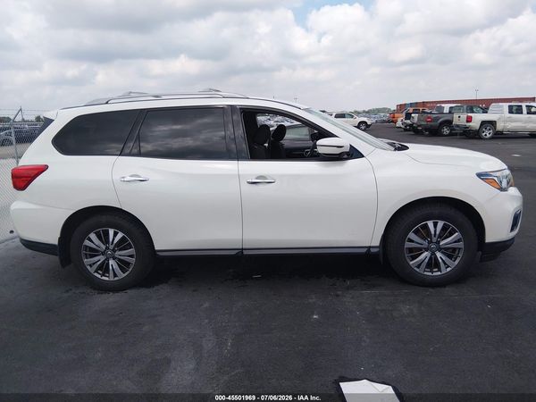 2019 NISSAN PATHFINDER SV