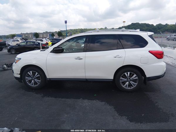 2019 NISSAN PATHFINDER SV