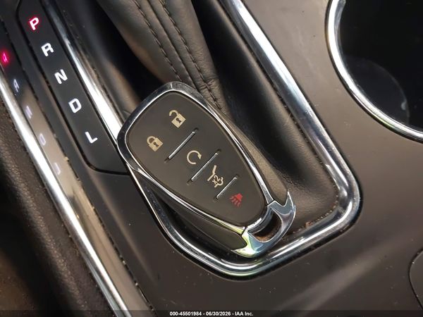 2018 CHEVROLET TRAVERSE LT CLOTH — I11