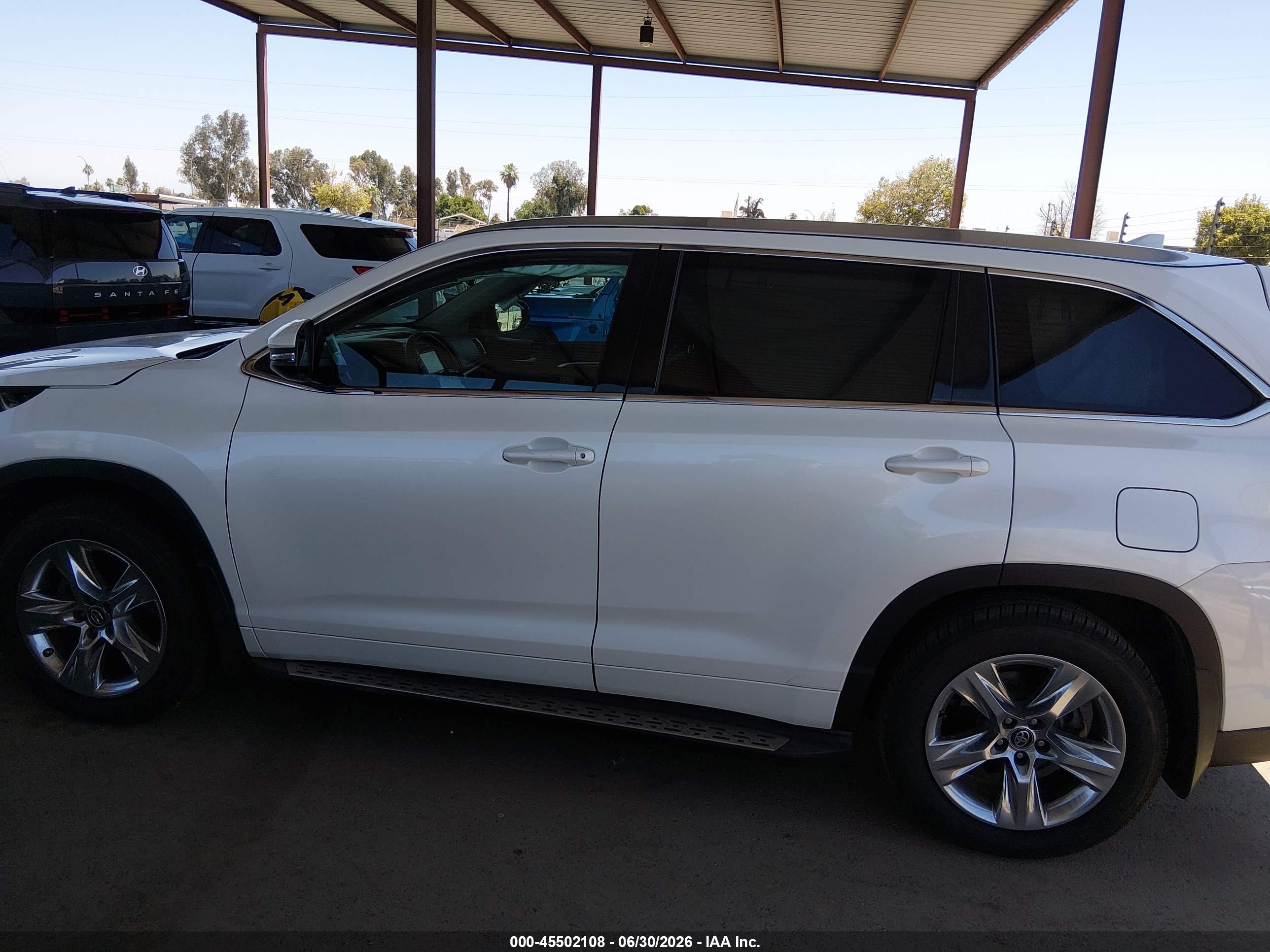 2016 TOYOTA HIGHLANDER LIMITED V6