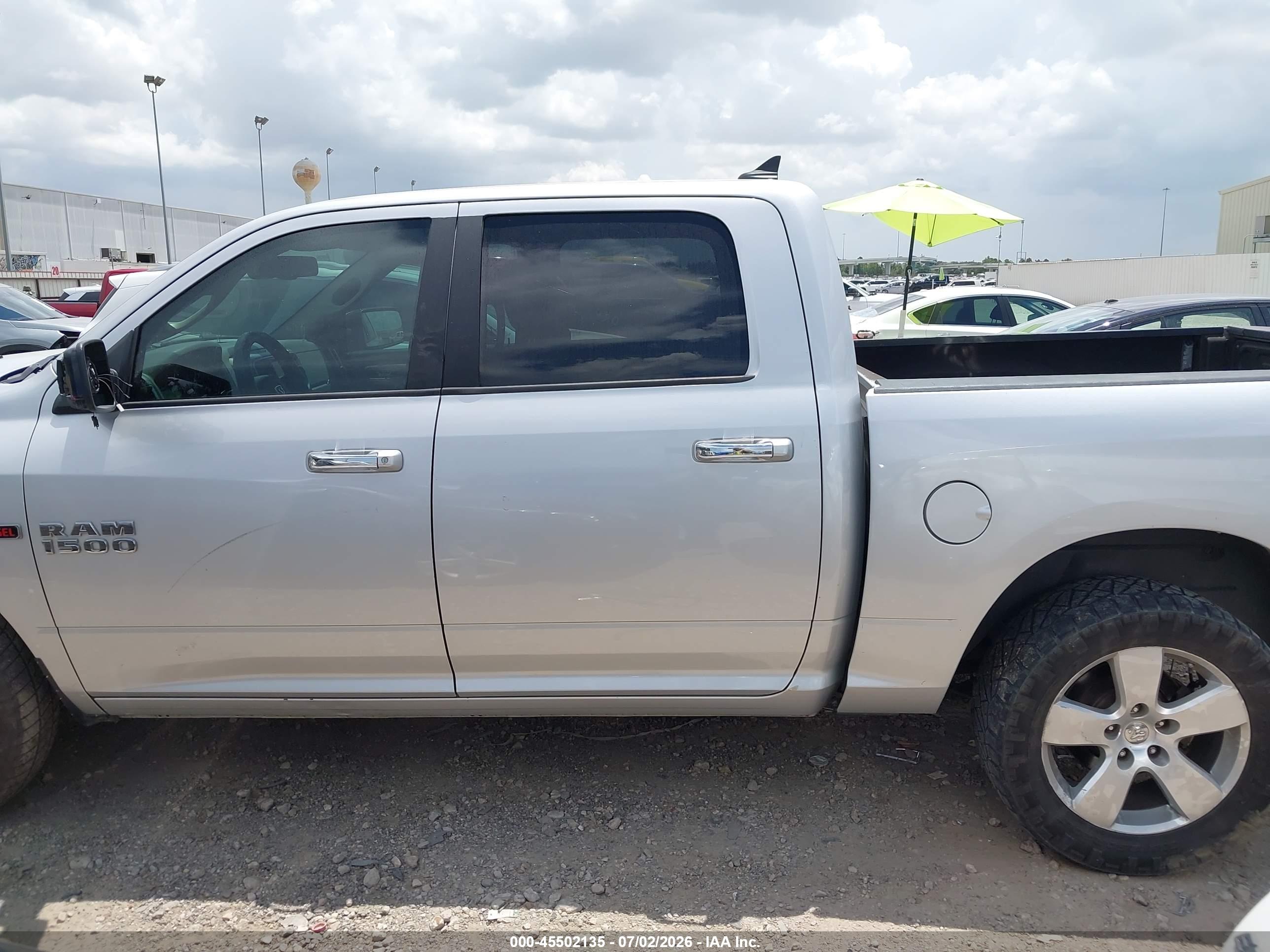 2017 RAM 1500 BIG HORN  4X4 5'7 BOX