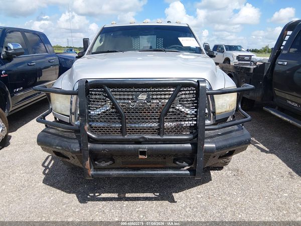 2018 RAM 3500 TRADESMAN  4X4 8' BOX