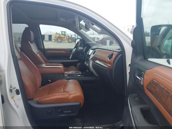 2016 TOYOTA TUNDRA PLATINUM 5.7L V8