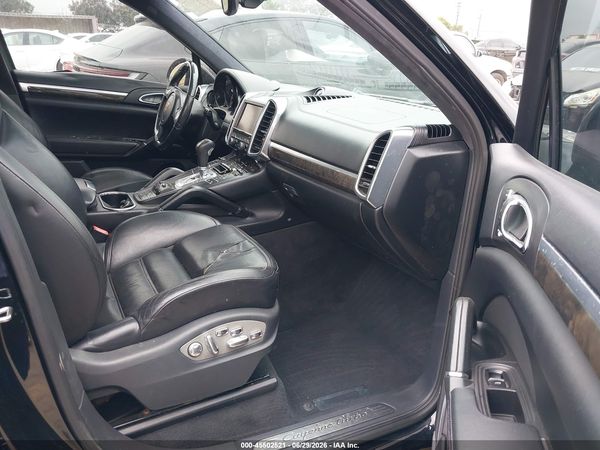 2012 PORSCHE CAYENNE TURBO