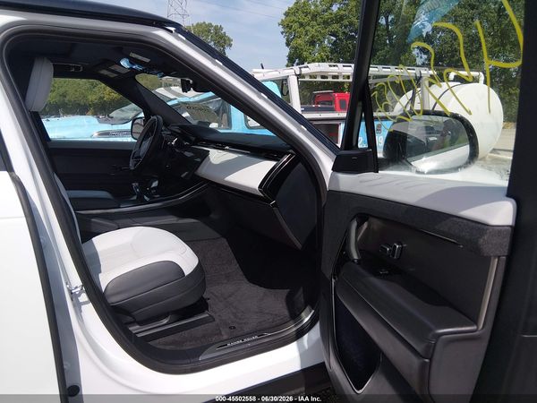 2026 LAND ROVER RANGE ROVER SPORT P400 DYNAMIC SE