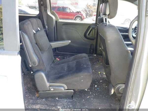 2015 DODGE GRAND CARAVAN SE PLUS — I8