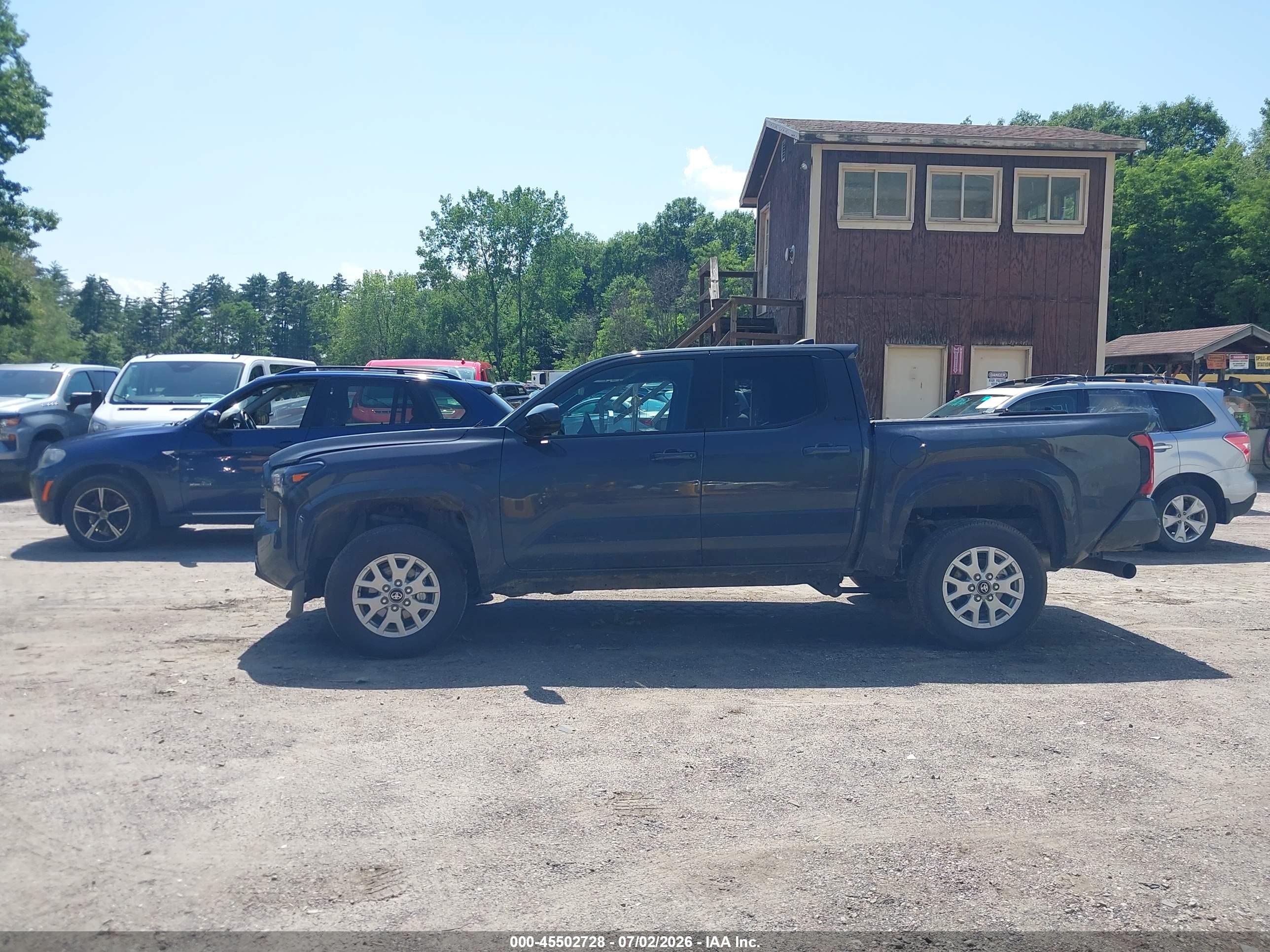 2026 TOYOTA TACOMA SR5