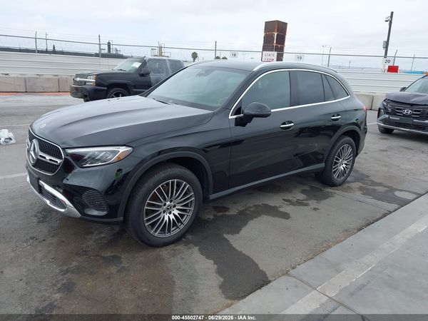 2025 MERCEDES-BENZ GLC 300 SUV