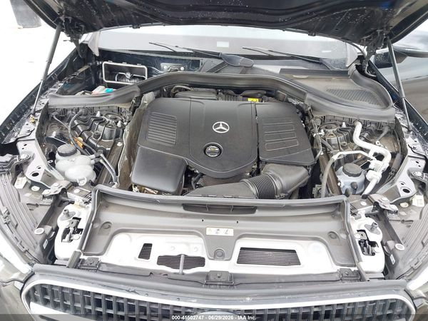 2025 MERCEDES-BENZ GLC 300 SUV