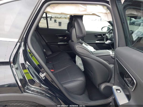 2025 MERCEDES-BENZ GLC 300 SUV