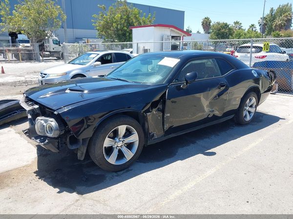 2015 DODGE CHALLENGER SXT