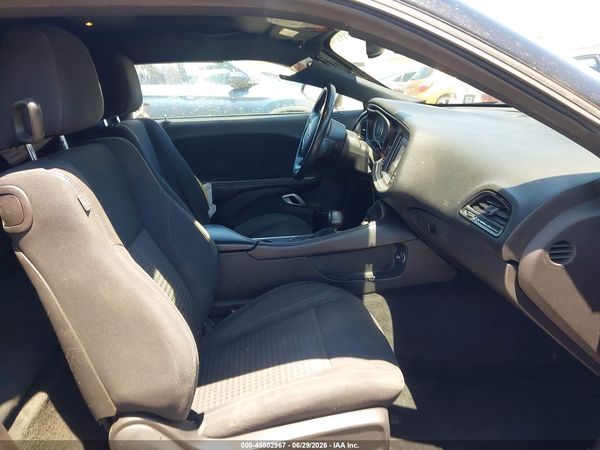 2015 DODGE CHALLENGER SXT