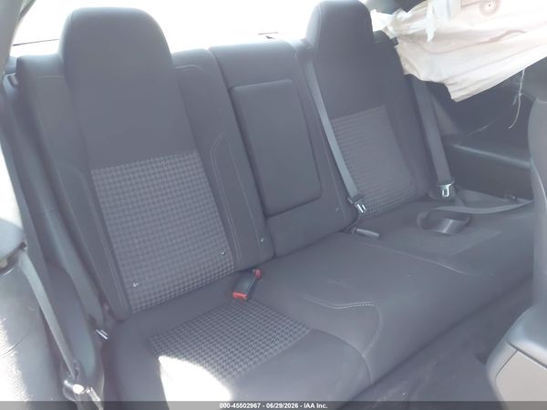 2015 DODGE CHALLENGER SXT