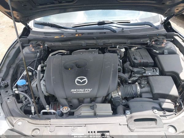2018 MAZDA MAZDA3 TOURING