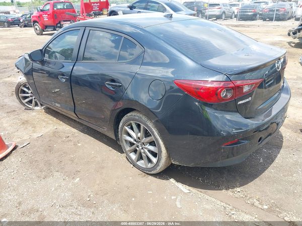 2018 MAZDA MAZDA3 TOURING