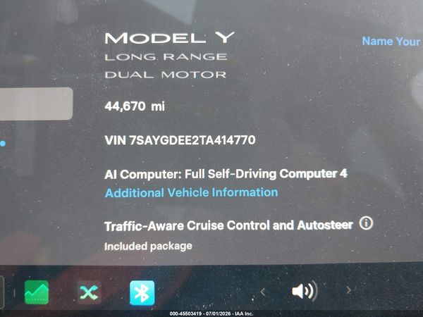 2026 TESLA MODEL Y