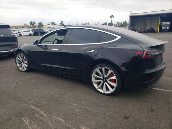 2018 TESLA MODEL 3