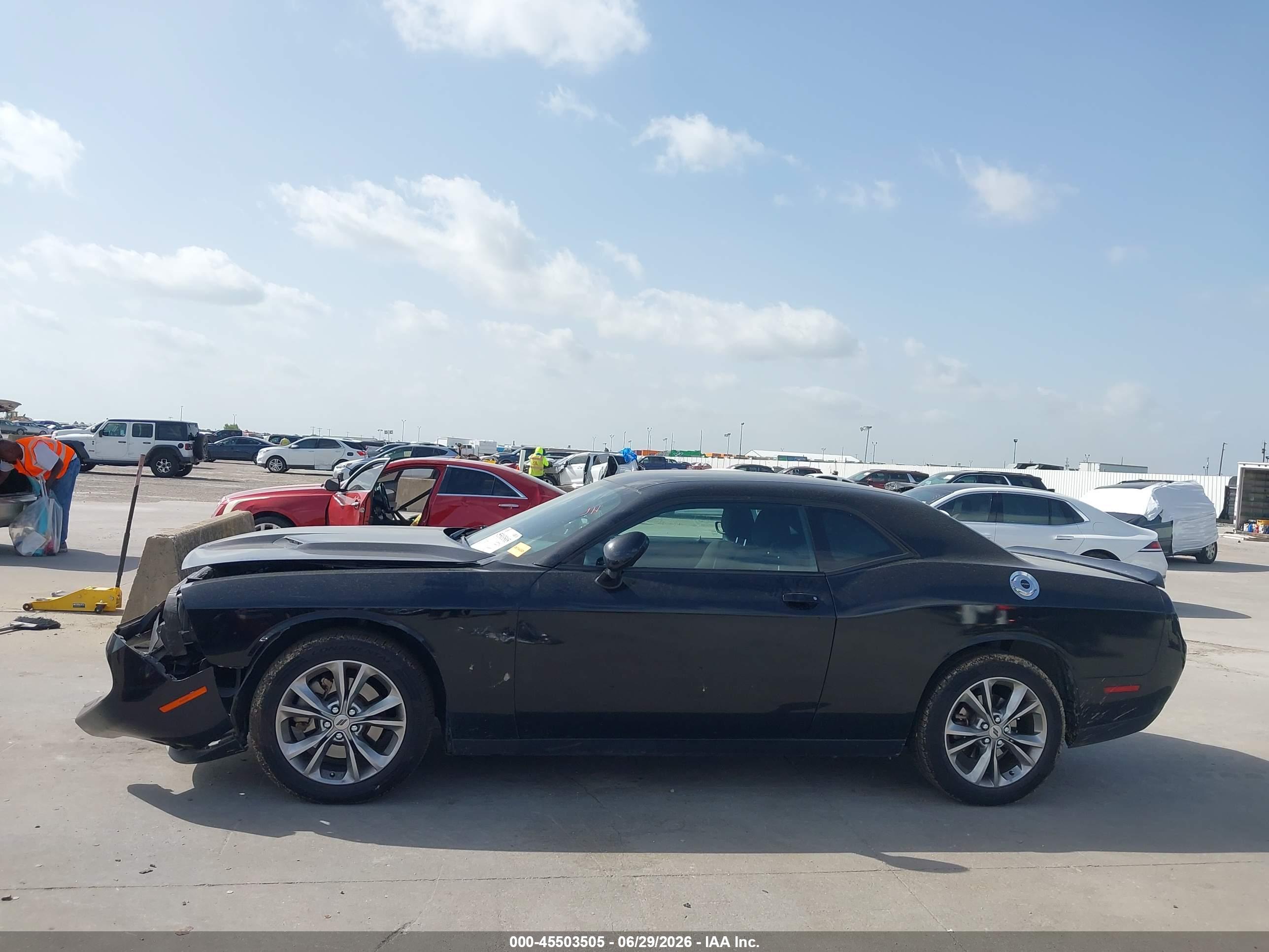 2021 DODGE CHALLENGER SXT AWD