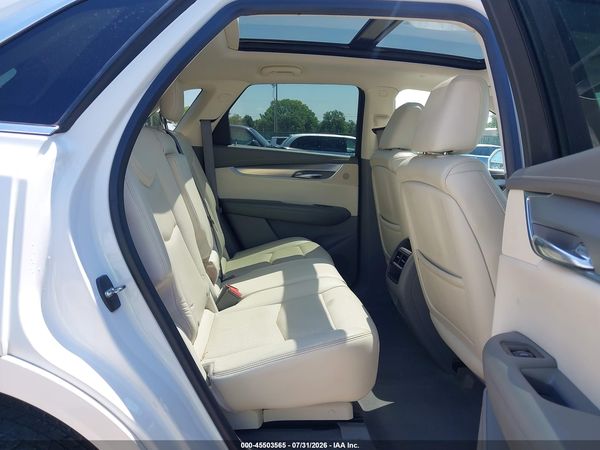 2017 CADILLAC XT5 LUXURY