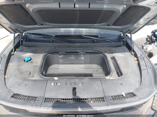 2024 KIA EV9 LAND