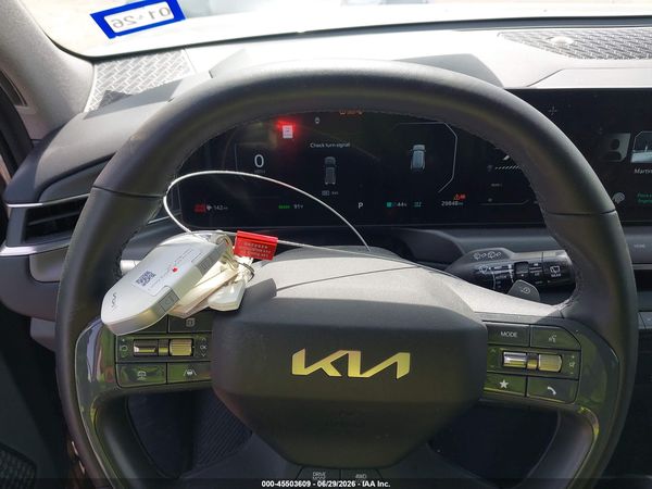 2024 KIA EV9 LAND