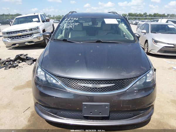 2021 CHRYSLER VOYAGER LXI