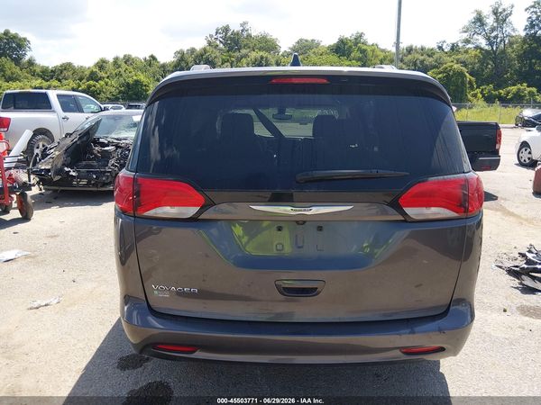 2021 CHRYSLER VOYAGER LXI