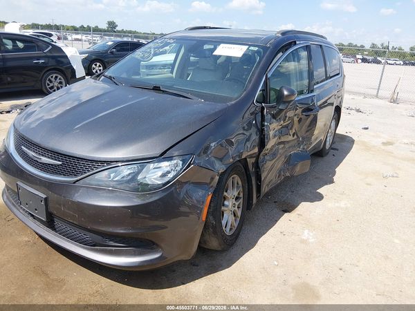 2021 CHRYSLER VOYAGER LXI