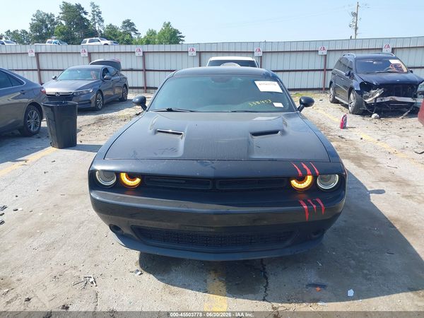 2016 DODGE CHALLENGER SXT