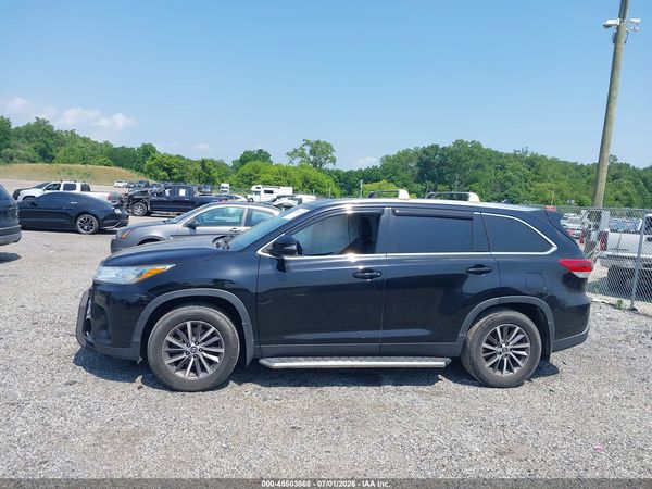 2019 TOYOTA HIGHLANDER XLE