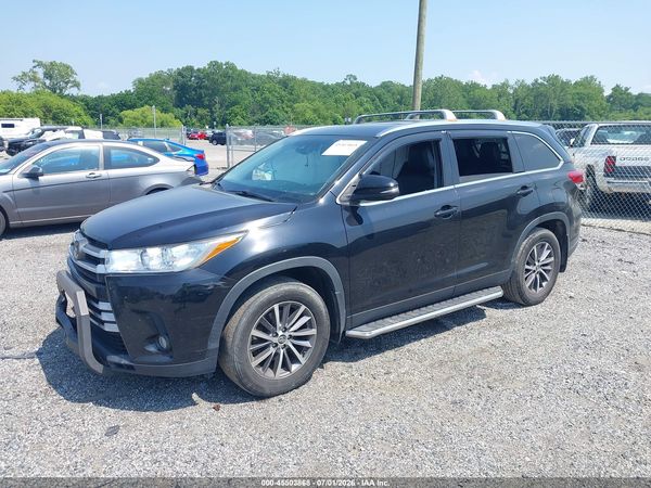 2019 TOYOTA HIGHLANDER XLE
