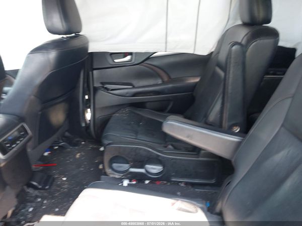 2019 TOYOTA HIGHLANDER XLE