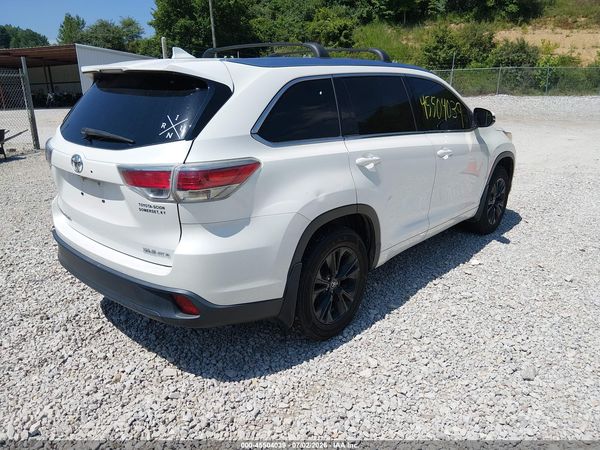 2016 TOYOTA HIGHLANDER XLE V6