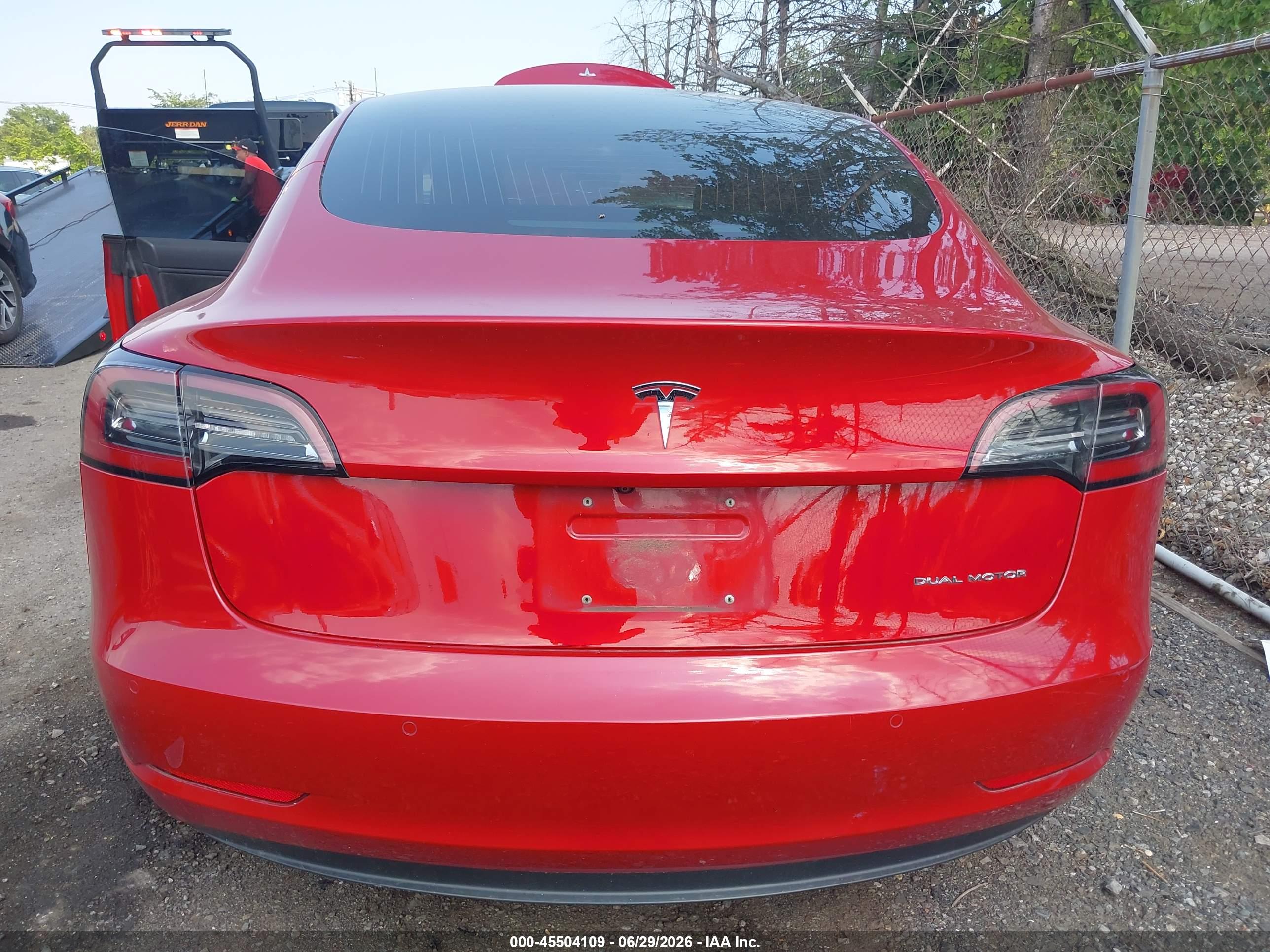 2018 TESLA MODEL 3 LONG RANGE/PERFORMANCE