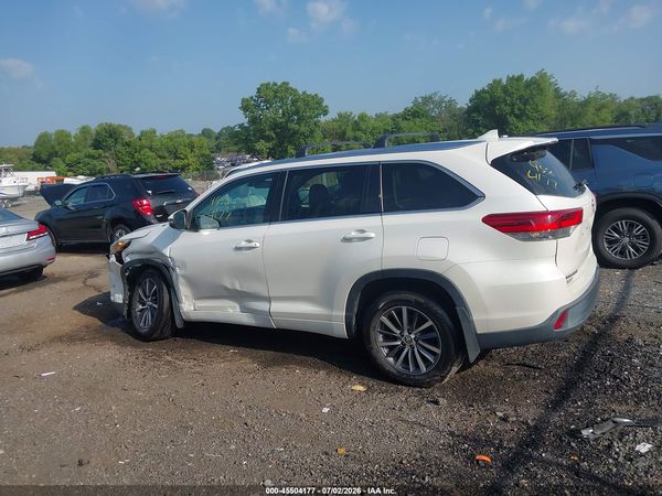 2017 TOYOTA HIGHLANDER XLE