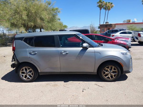 2022 KIA SOUL LX