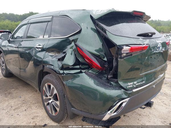 2023 TOYOTA HIGHLANDER HYBRID XLE