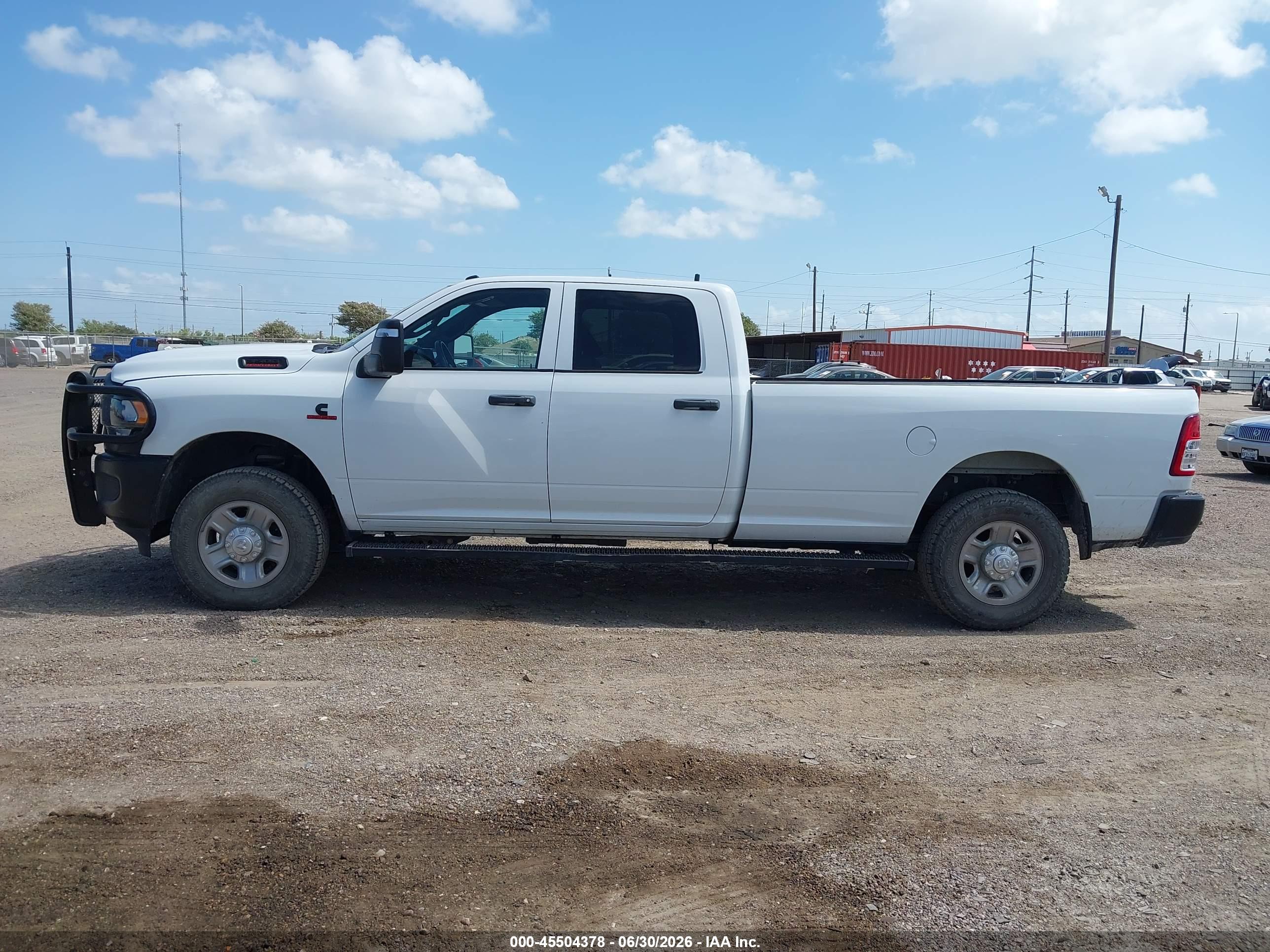 2023 RAM 3500 TRADESMAN  4X4 8' BOX