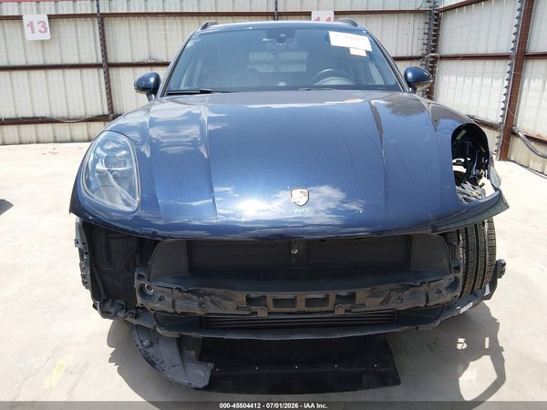 2021 PORSCHE MACAN Base