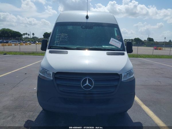 2024 MERCEDES-BENZ SPRINTER 2500