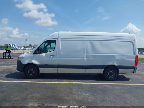 2024 MERCEDES-BENZ SPRINTER 2500