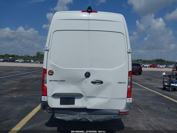 2024 MERCEDES-BENZ SPRINTER 2500