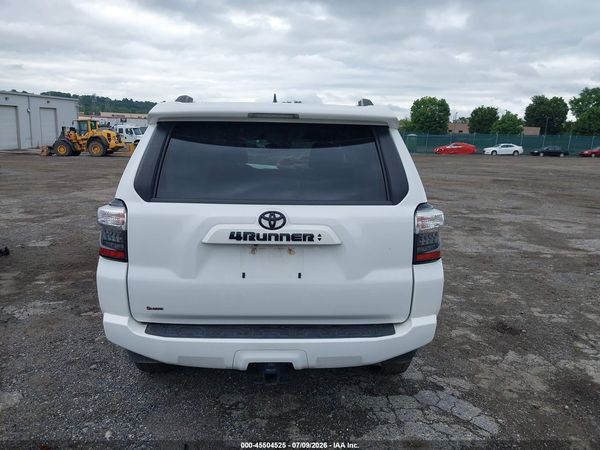 2021 TOYOTA 4RUNNER SR5