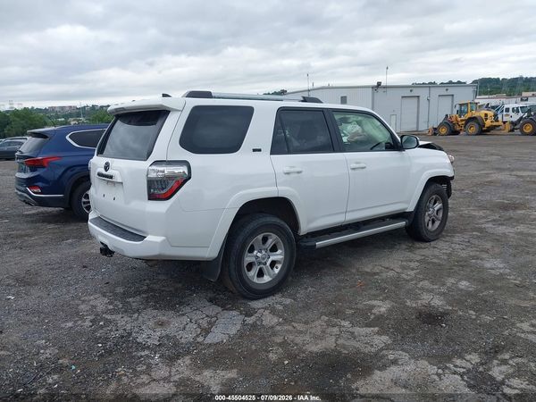 2021 TOYOTA 4RUNNER SR5