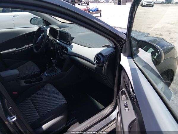 2020 HYUNDAI KONA SE