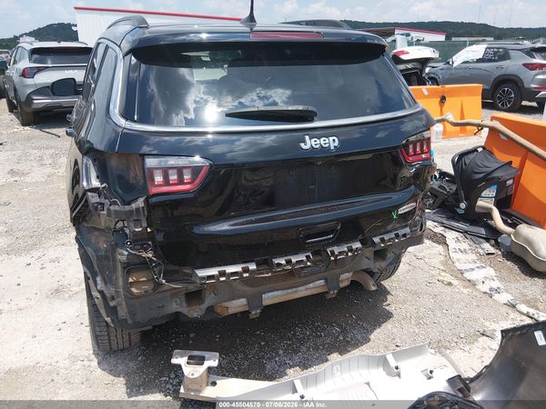 2018 JEEP COMPASS LATITUDE FWD